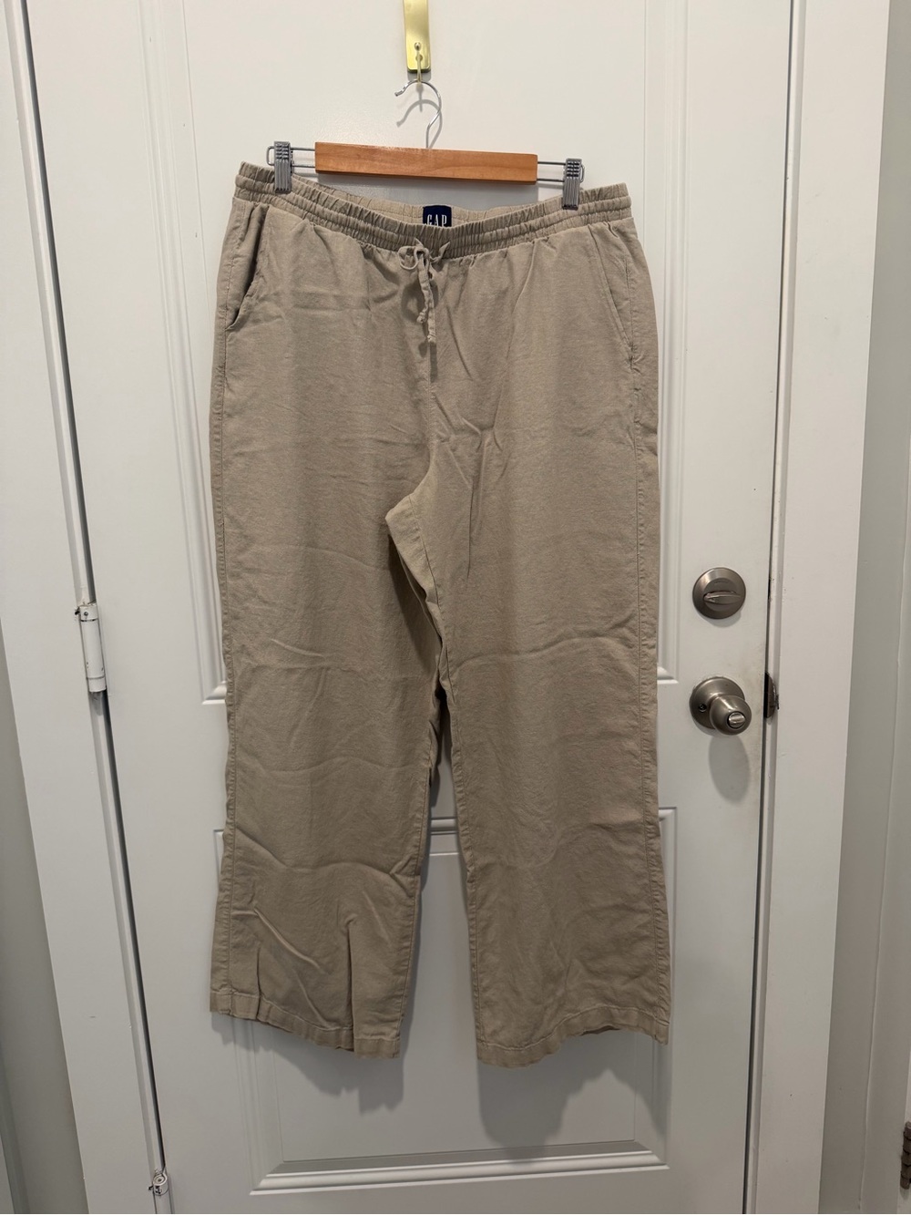 GAP Women’s Drawstring Wide Leg Pants in Khaki